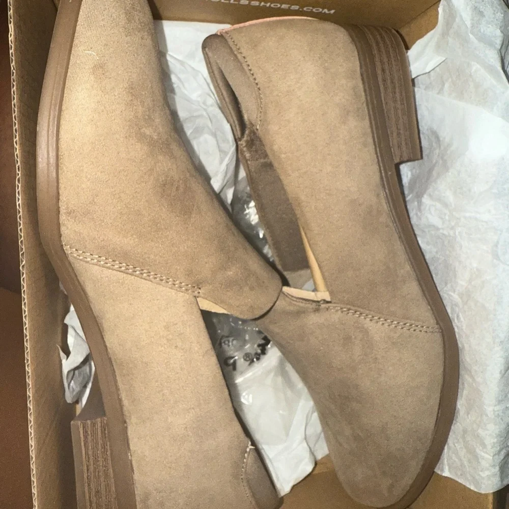 New Dr. Scholl's Women's Rate Loafer Slip-ons size 8.5